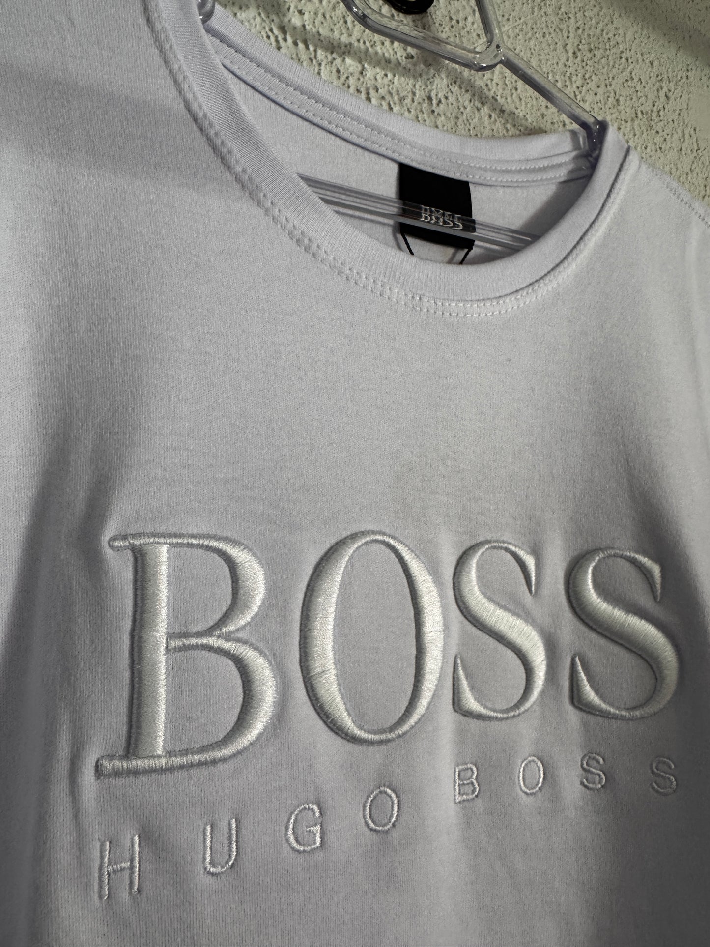 Camiseta Hugo Boss Logo Bordada
