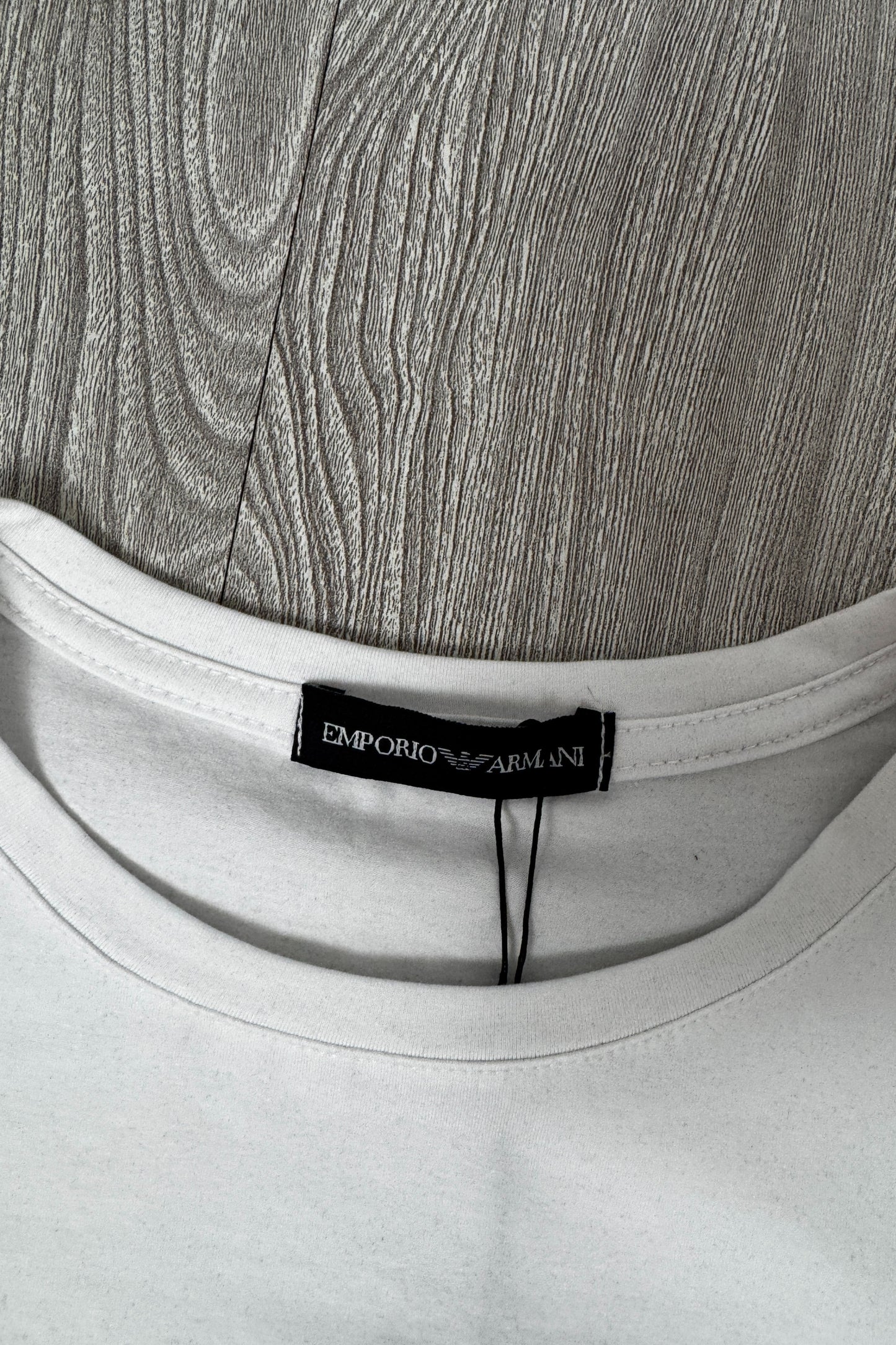 Camiseta EA7 Gold Logo