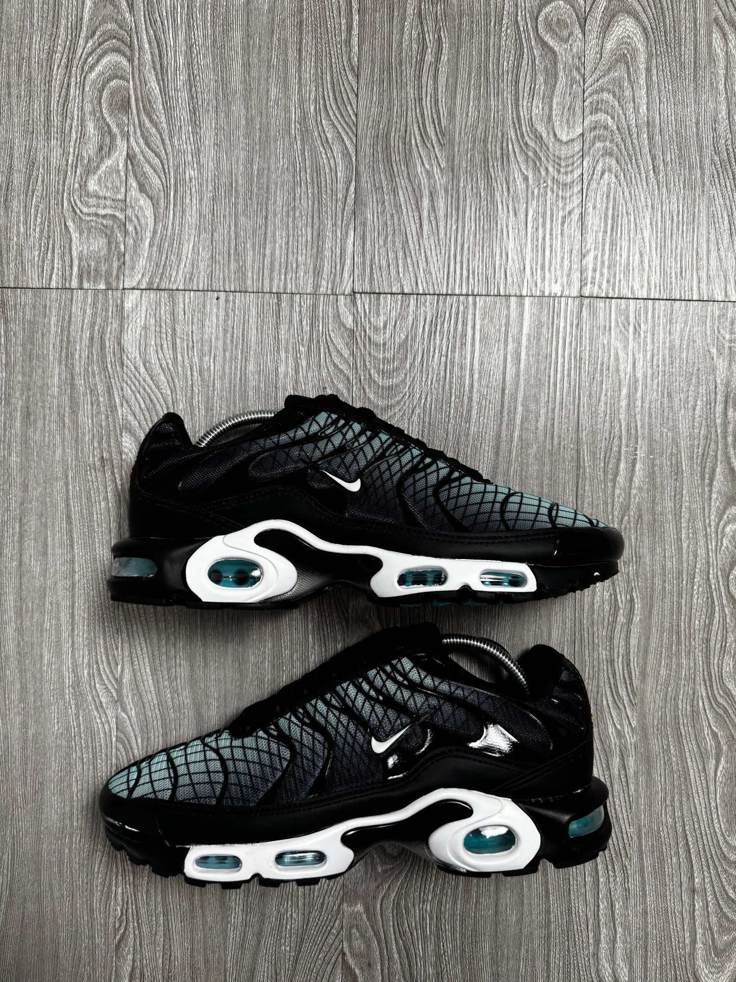 Tênis Nike TN Grid Blue