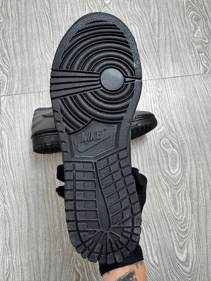 Tênis Nike Dunk Low "Photon Dust / Black"