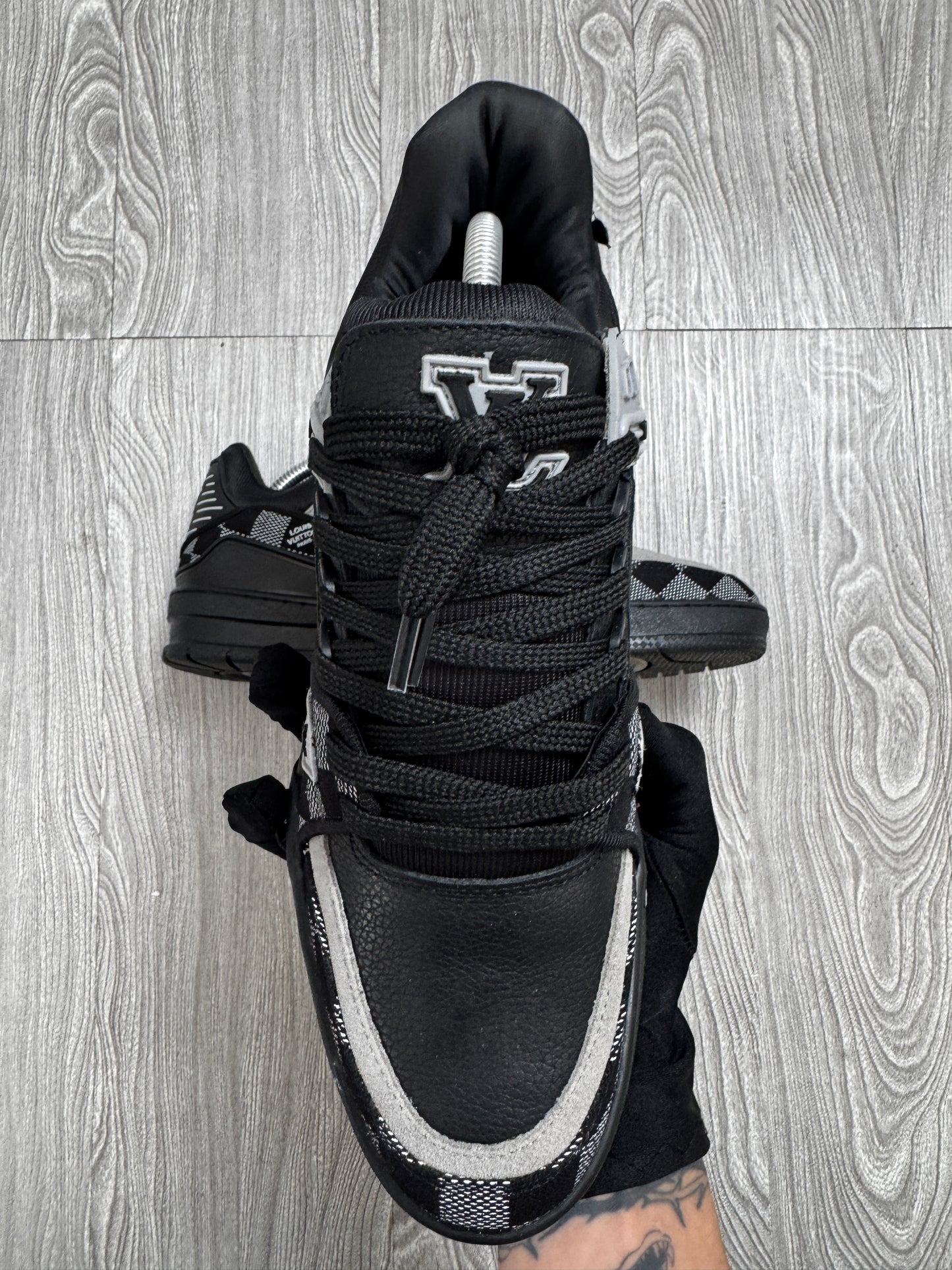 Tênis LV Sneaker Trainer “Damier Graphite”