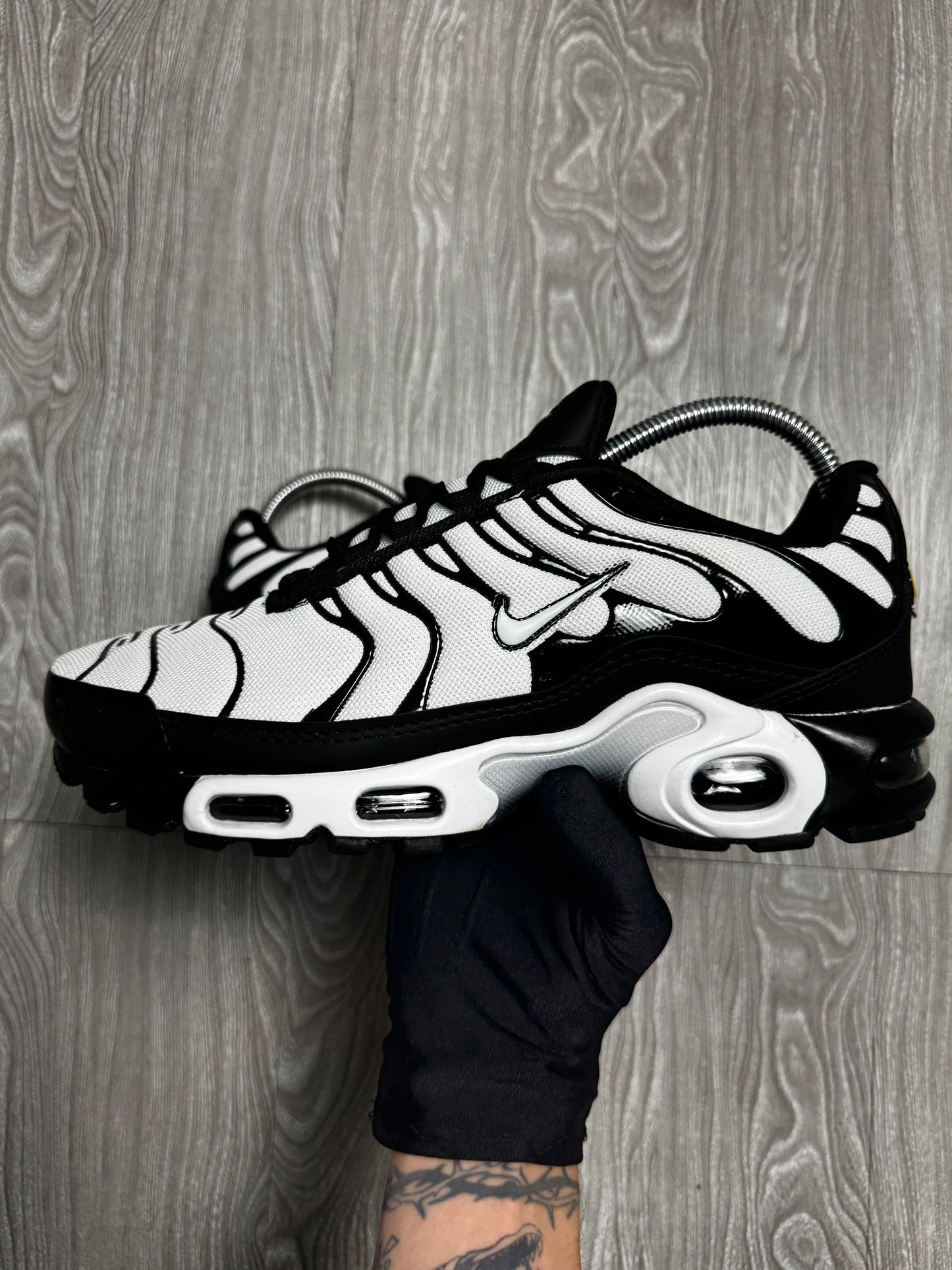 Tênis Nike TN Panda