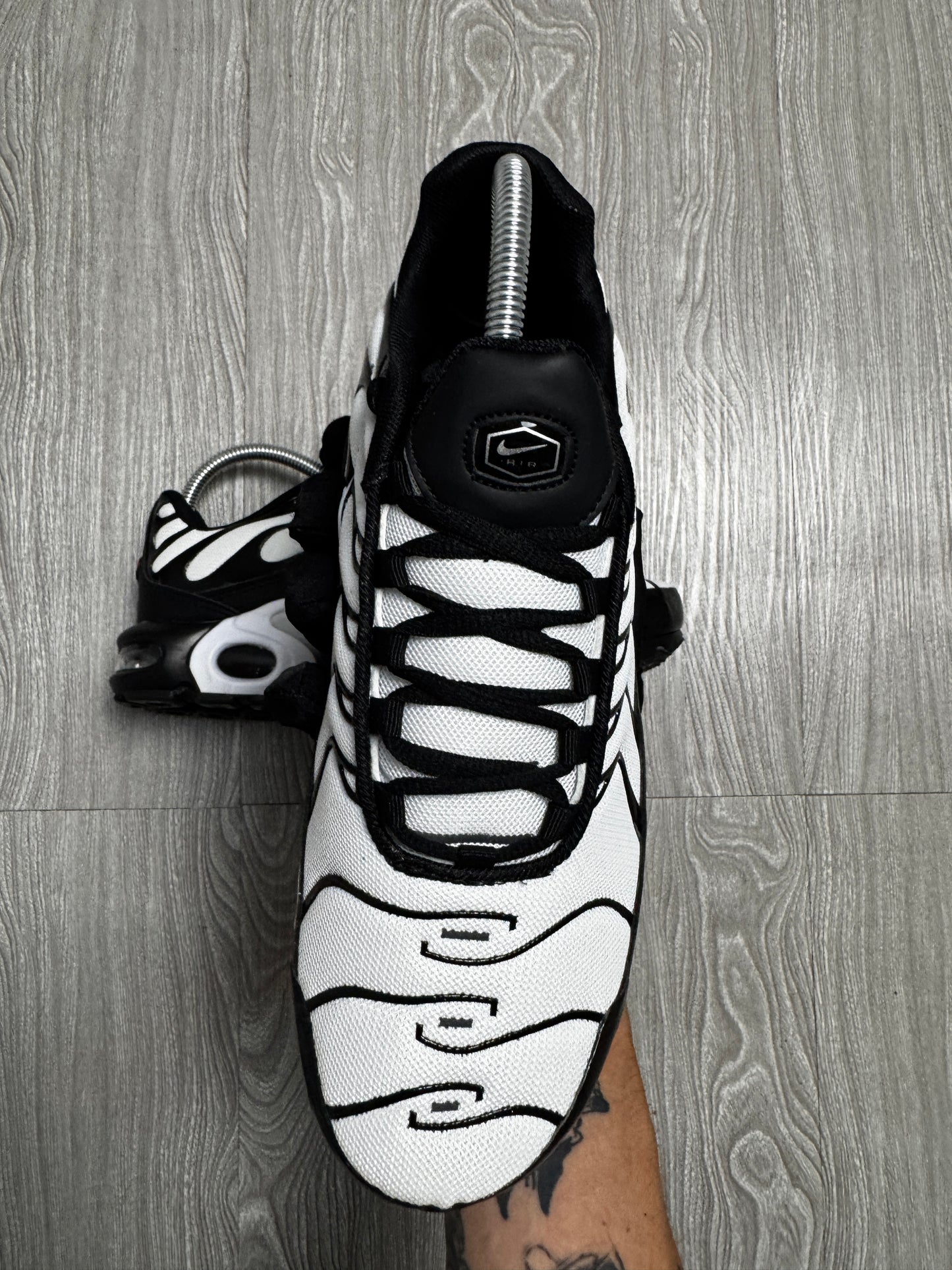 Tênis Nike TN Panda