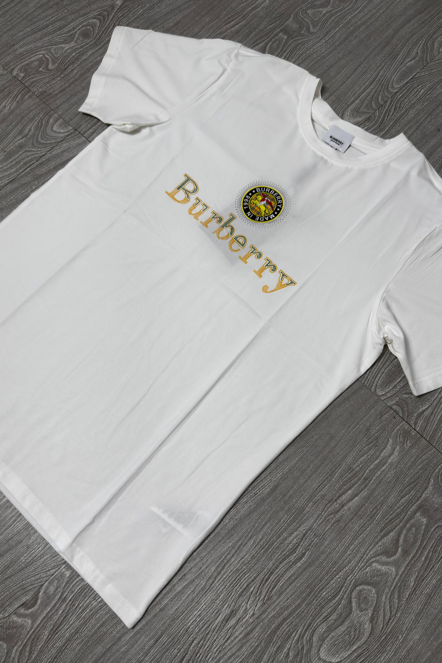 Camiseta Burberry Archway Circle Logo