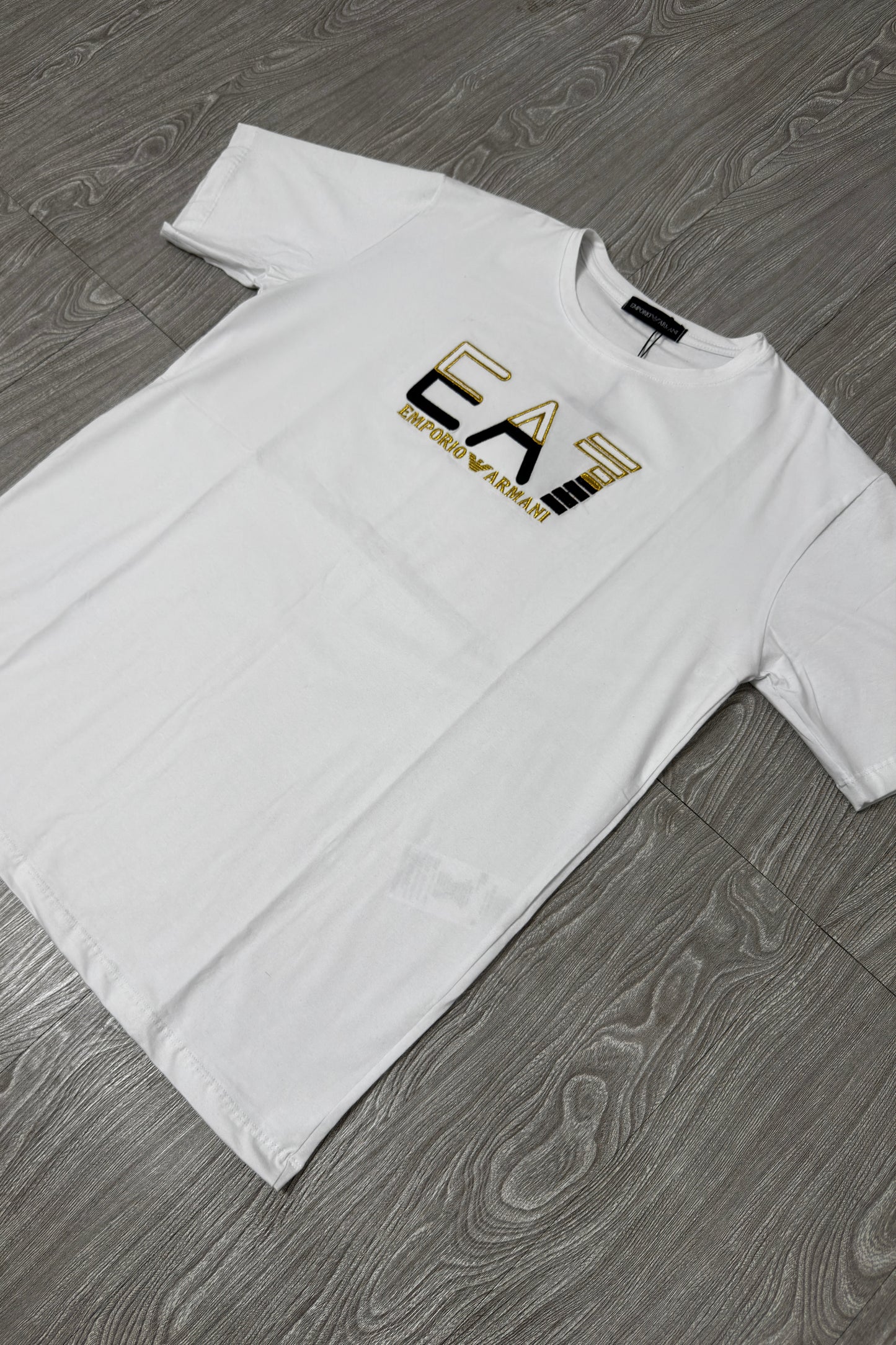 Camiseta EA7 Gold Logo
