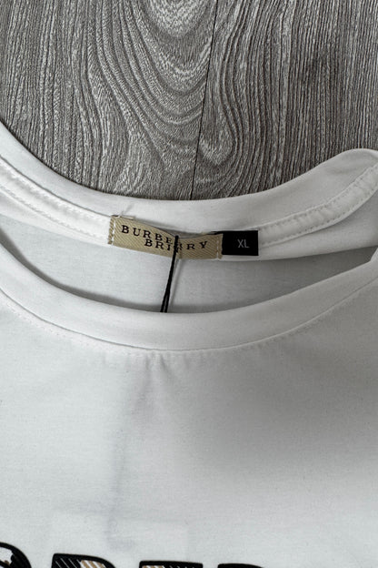 Camiseta Burberry London England