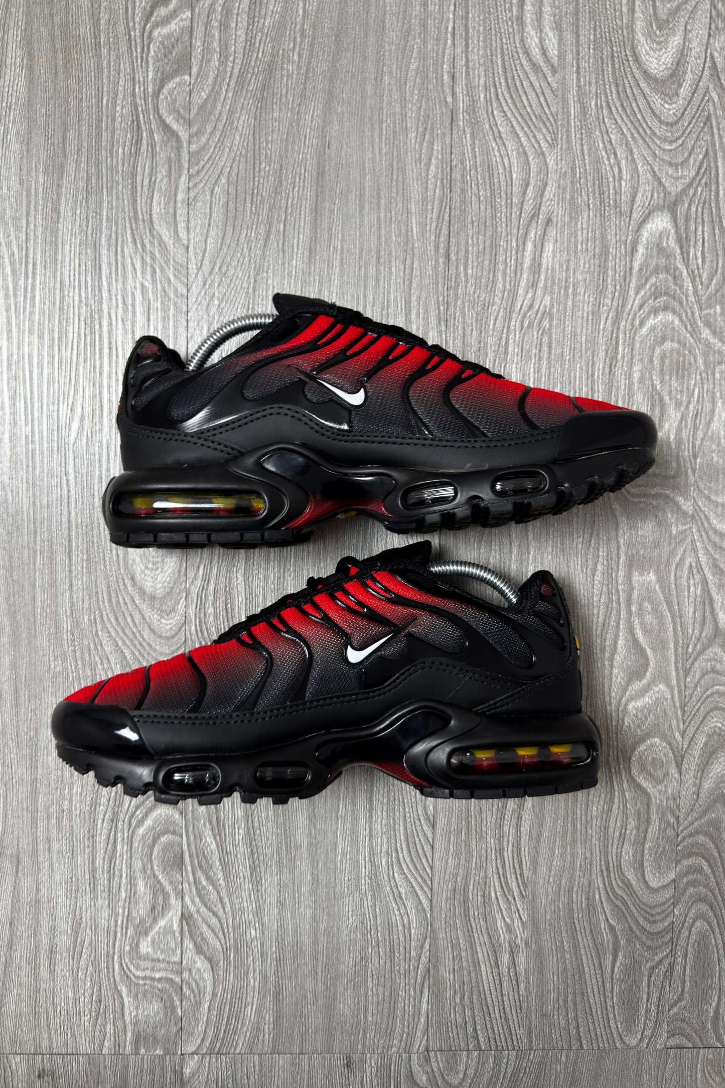 Tênis Nike TN Deadpool