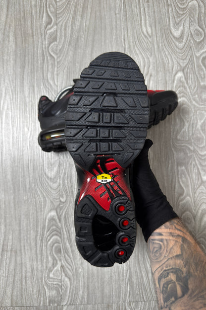 Tênis Nike TN Deadpool